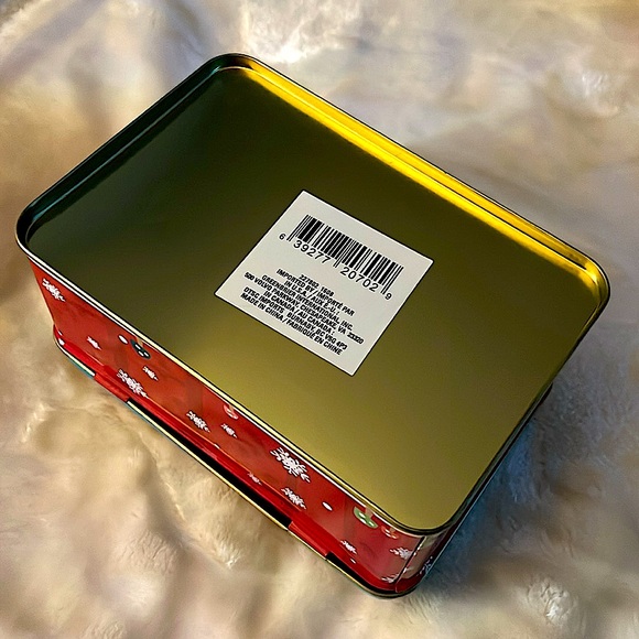 ☃️🦌🎄 2 CHRISTMAS HOLIDAY RED TRUCK SNOWMAN REINDEER TIN STORAGE GIFT CONTAINERS - Picture 14 of 15